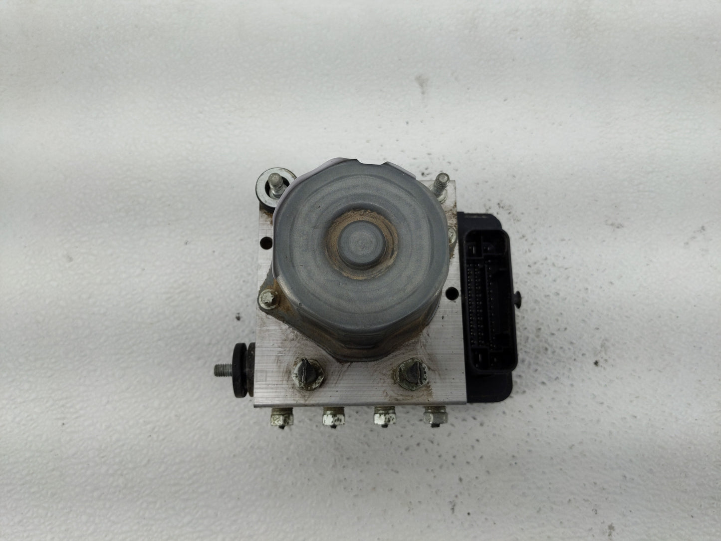 2015-2016 Subaru Impreza ABS Pump Control Module Replacement P/N:269 535 27536FJ220 Fits Fits 2015 2016 OEM Used Auto Parts 