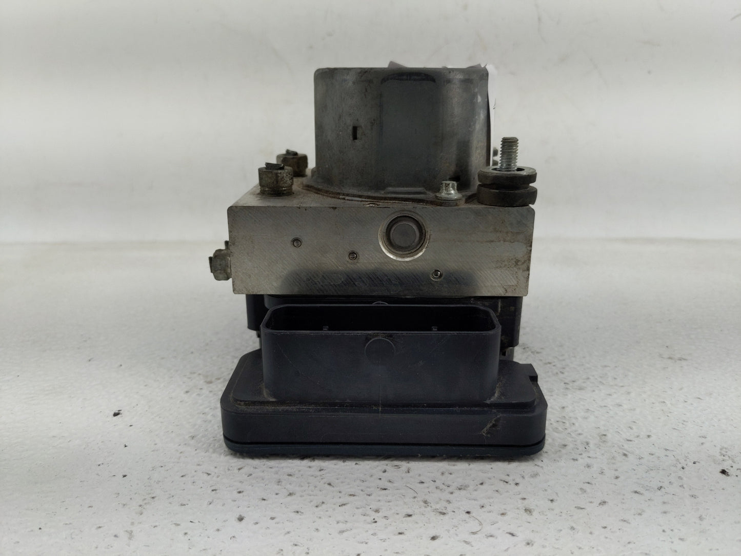 2015-2016 Subaru Impreza ABS Pump Control Module Replacement Fits Fits 2015 2016 OEM Used Auto Parts - Oemusedautoparts1.com