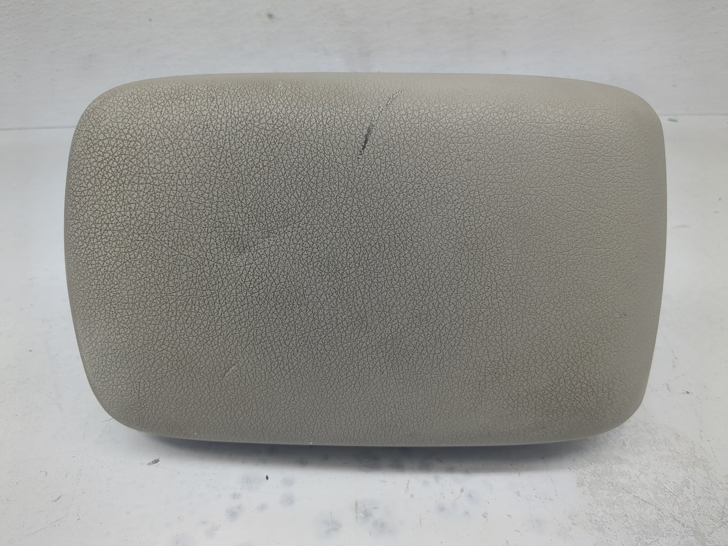 2016 Subaru Impreza Center Console Armrest Cover Lid Fits OEM Used Auto Parts - Oemusedautoparts1.com