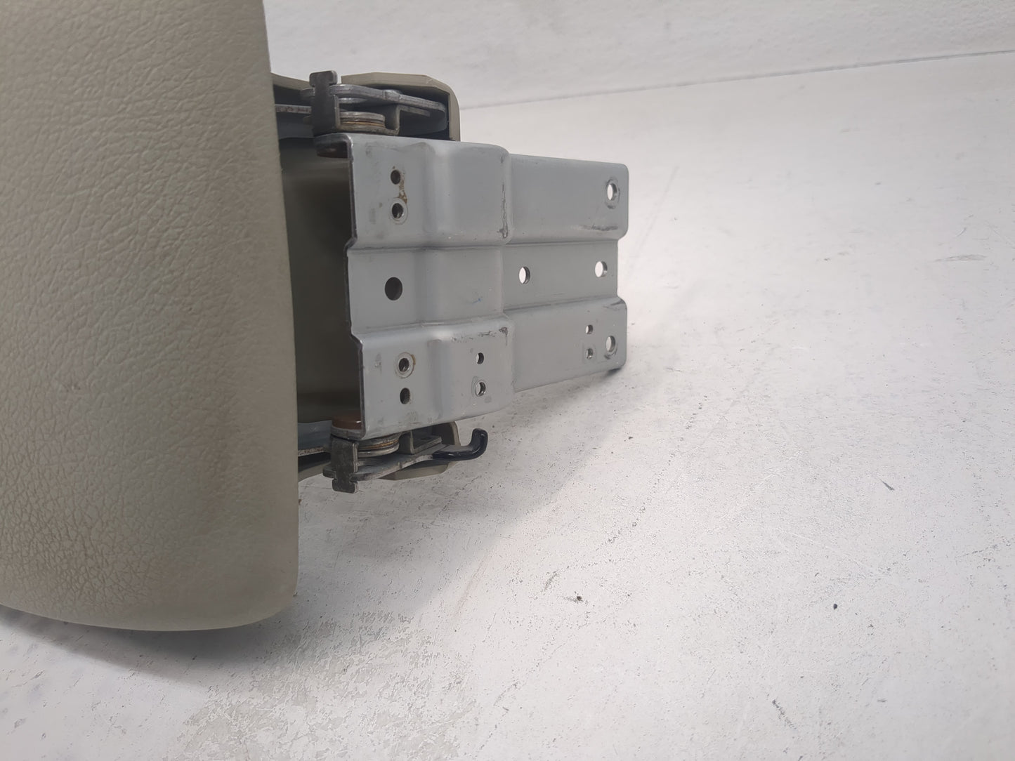 2016 Subaru Impreza Center Console Armrest Cover Lid Fits OEM Used Auto Parts - Oemusedautoparts1.com