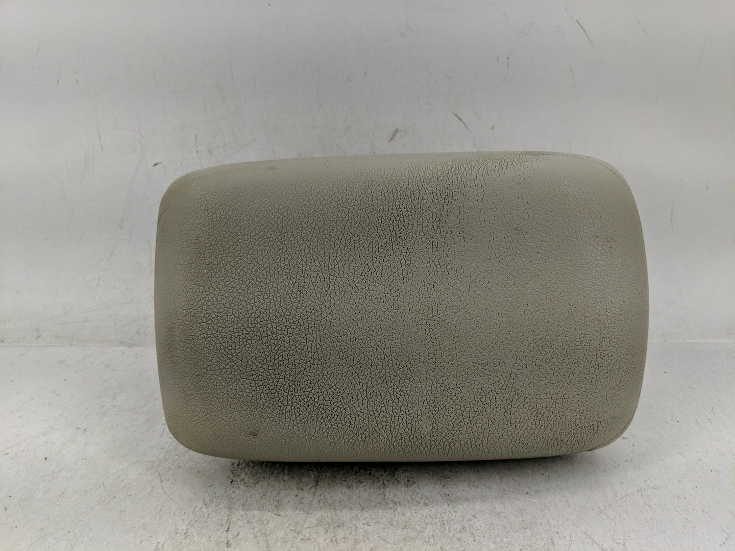 2016 Subaru Impreza Center Console Armrest Cover Lid Fits OEM Used Auto Parts - Oemusedautoparts1.com