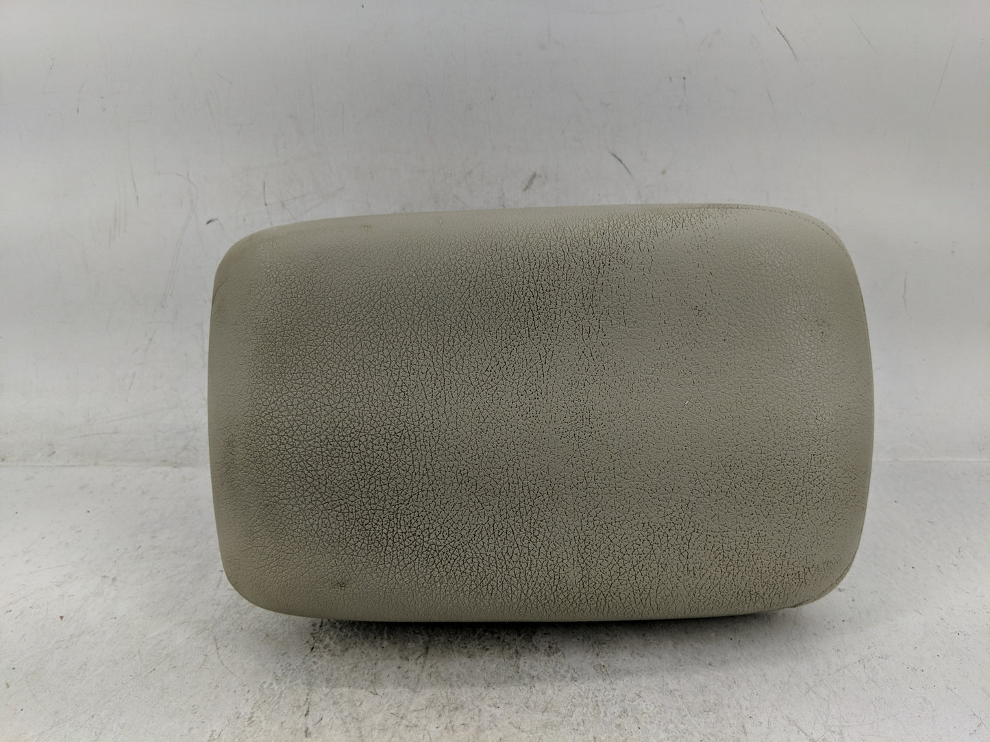 2016 Subaru Impreza Center Console Armrest Cover Lid Fits OEM Used Auto Parts - Oemusedautoparts1.com