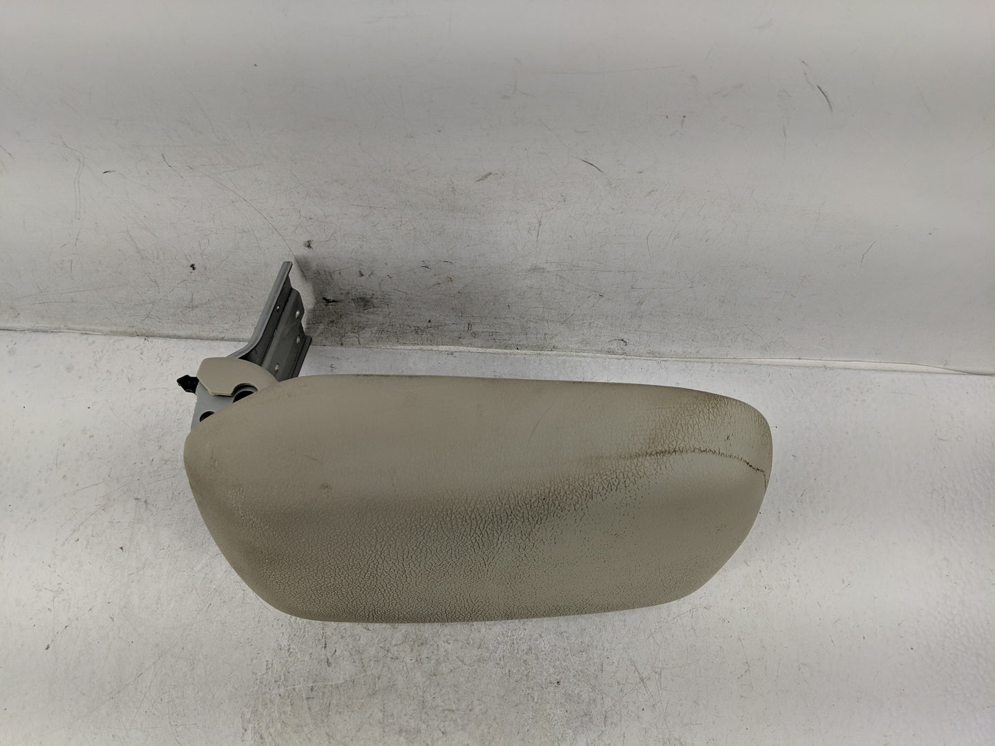 2016 Subaru Impreza Center Console Armrest Cover Lid Fits OEM Used Auto Parts - Oemusedautoparts1.com