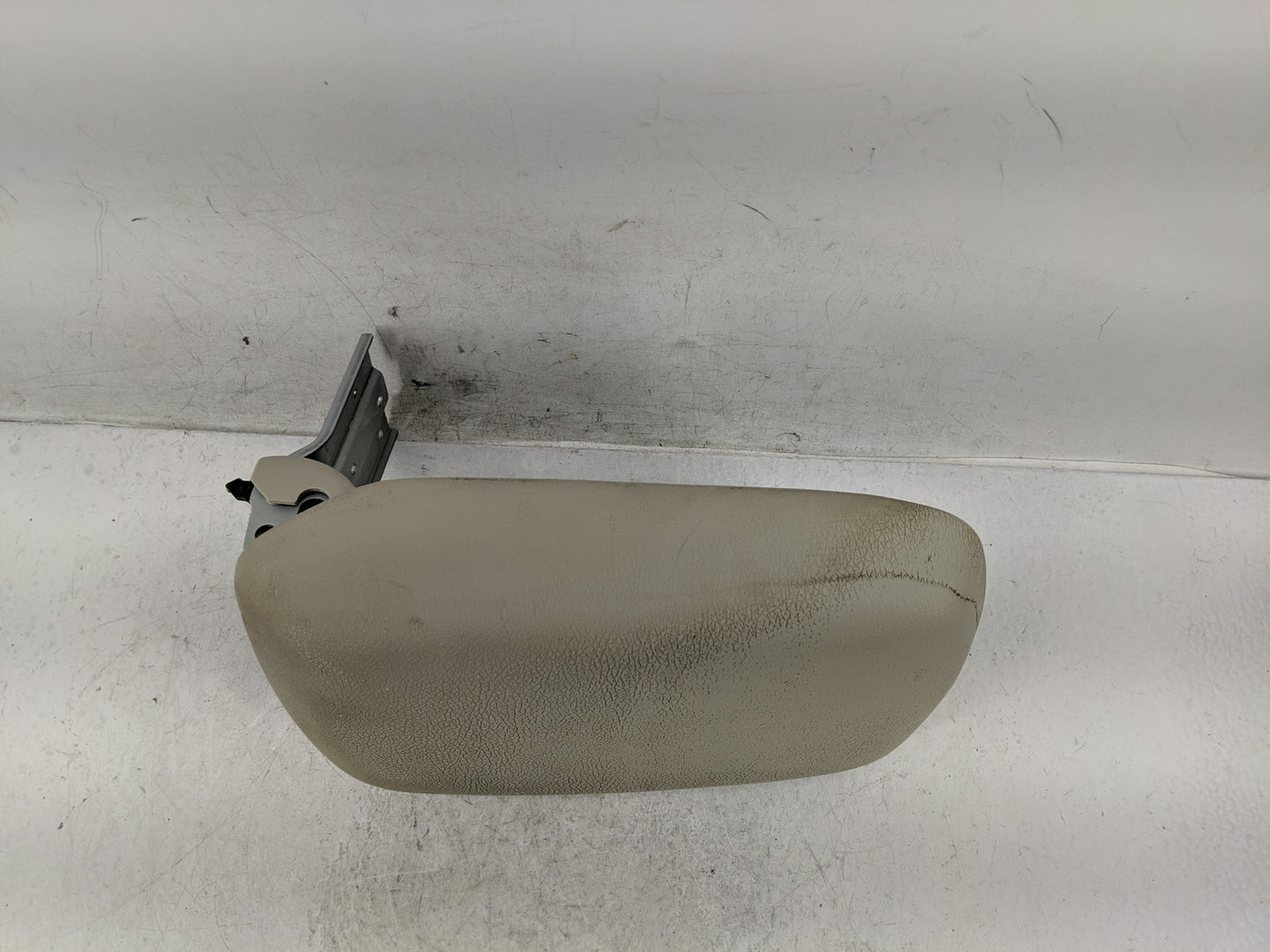2016 Subaru Impreza Center Console Armrest Cover Lid Fits OEM Used Auto Parts - Oemusedautoparts1.com