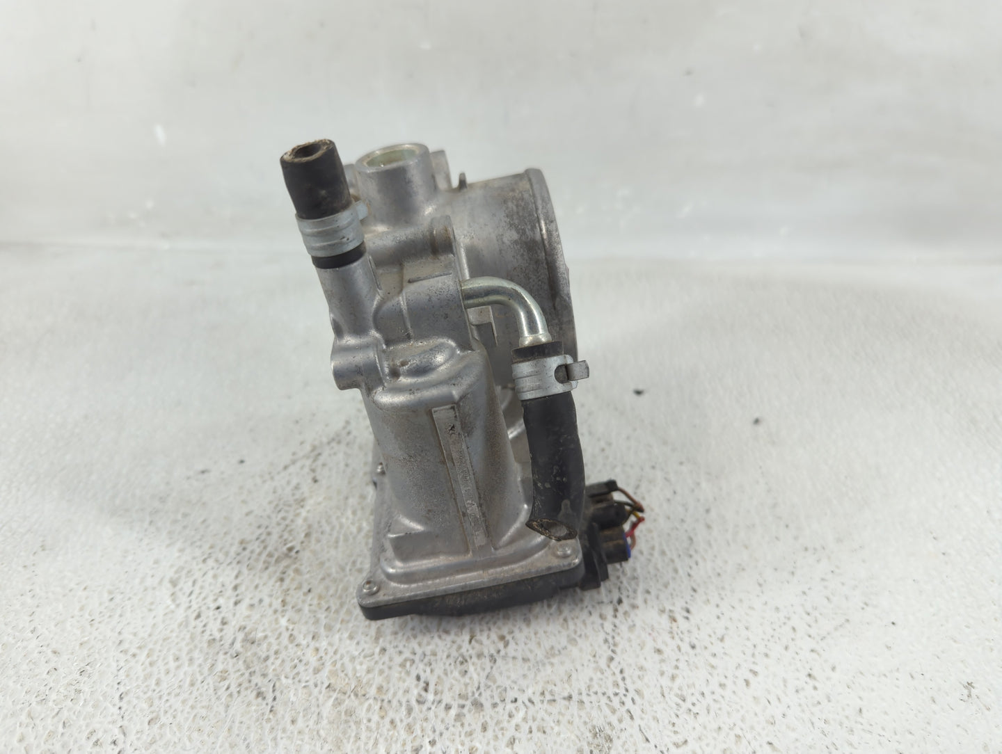 2012-2016 Subaru Impreza Throttle Body P/N:142009T01 16112AA380 Fits Fits 2011 2012 2013 2014 2015 2016 2017 2018 OEM Used A