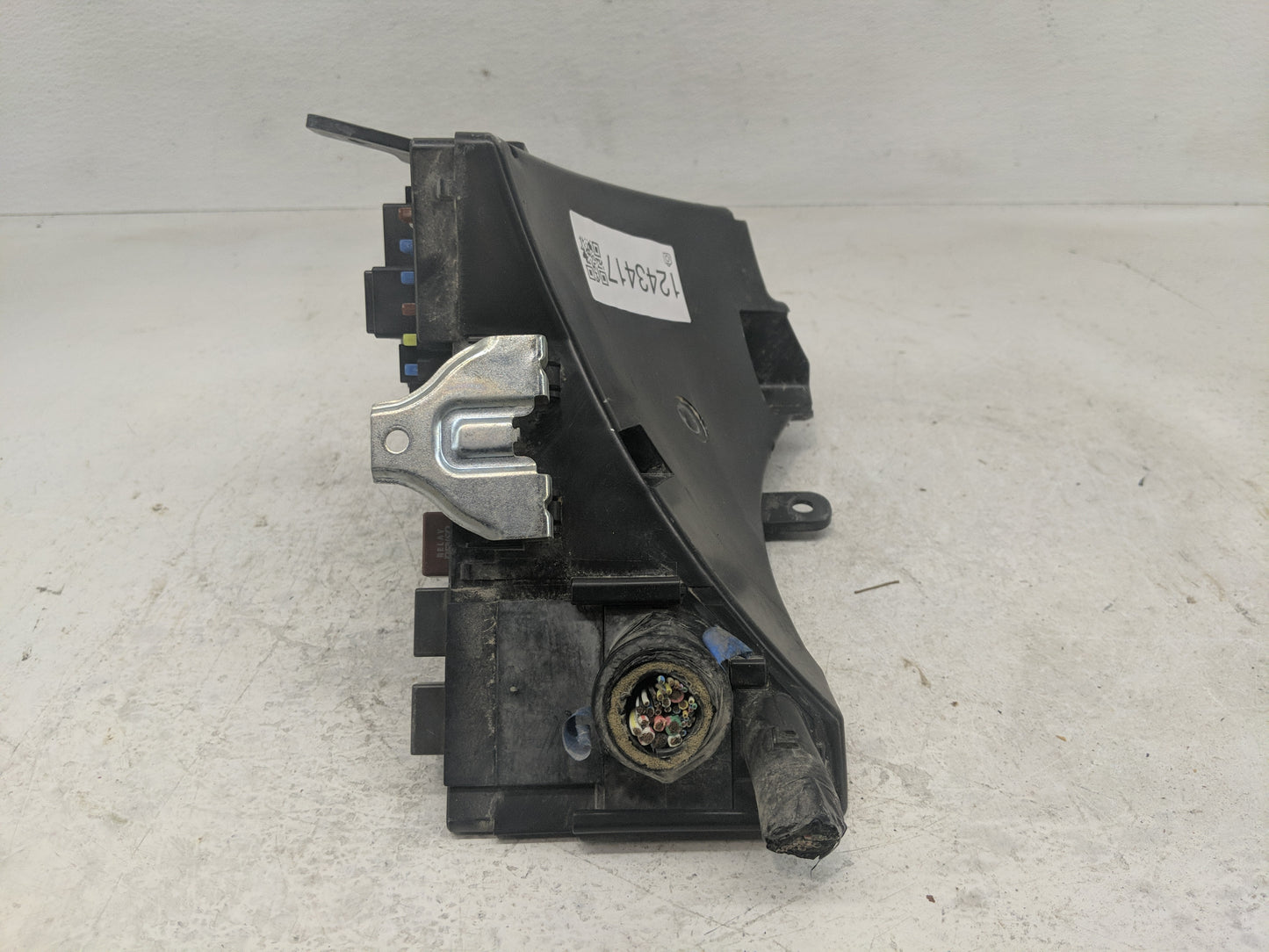 2016 Subaru Impreza Fusebox Fuse Box Panel Relay Module P/N:MB503608B Fits OEM Used Auto Parts - Oemusedautoparts1.com