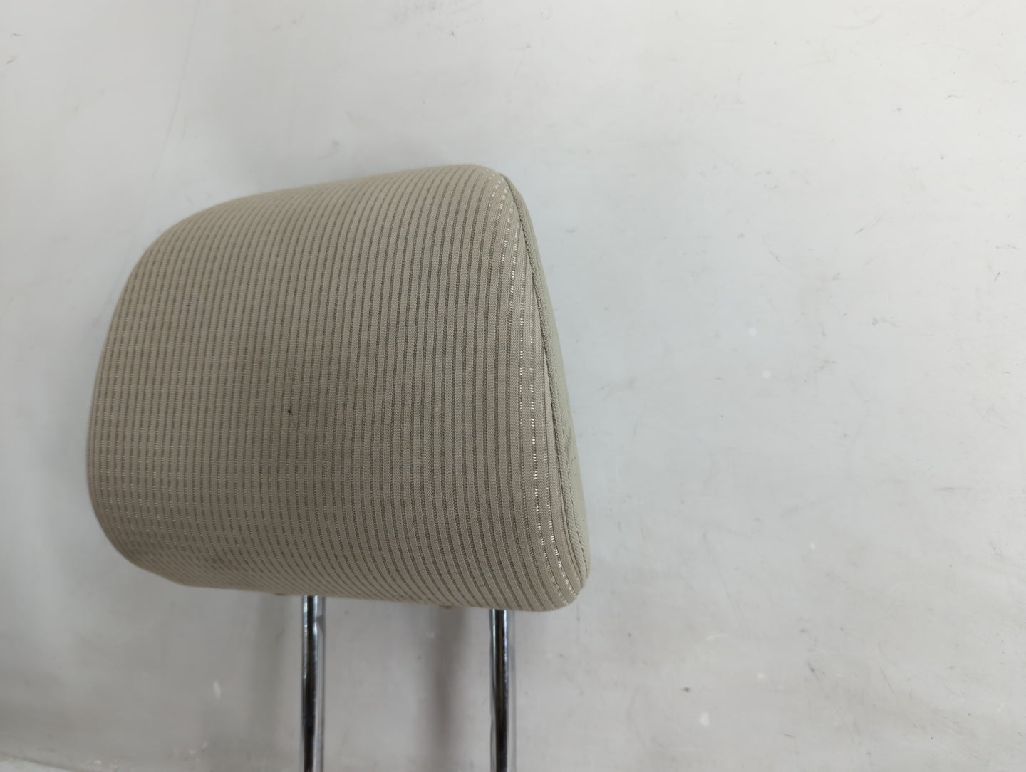 2016 Subaru Impreza Headrest Head Rest Front Driver Passenger Seat Fits OEM Used Auto Parts - Oemusedautoparts1.com