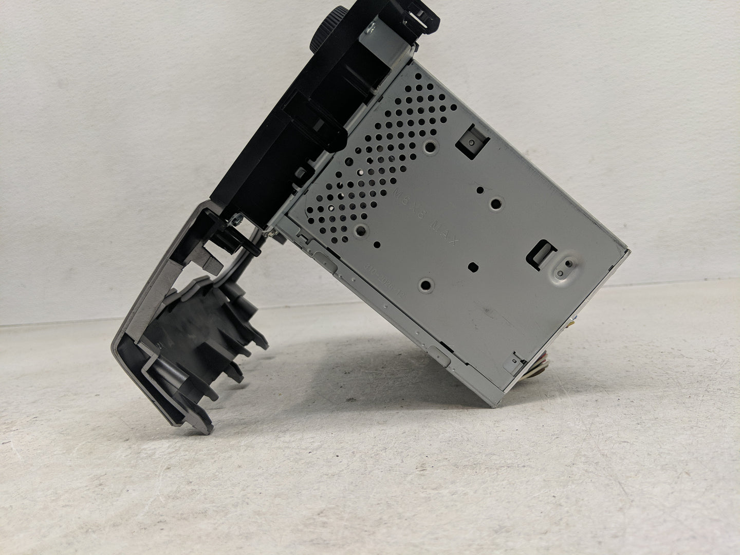 2016 Subaru Impreza Radio AM FM Cd Player Receiver Replacement P/N:86201FJ690 Fits OEM Used Auto Parts - Oemusedautoparts1.c