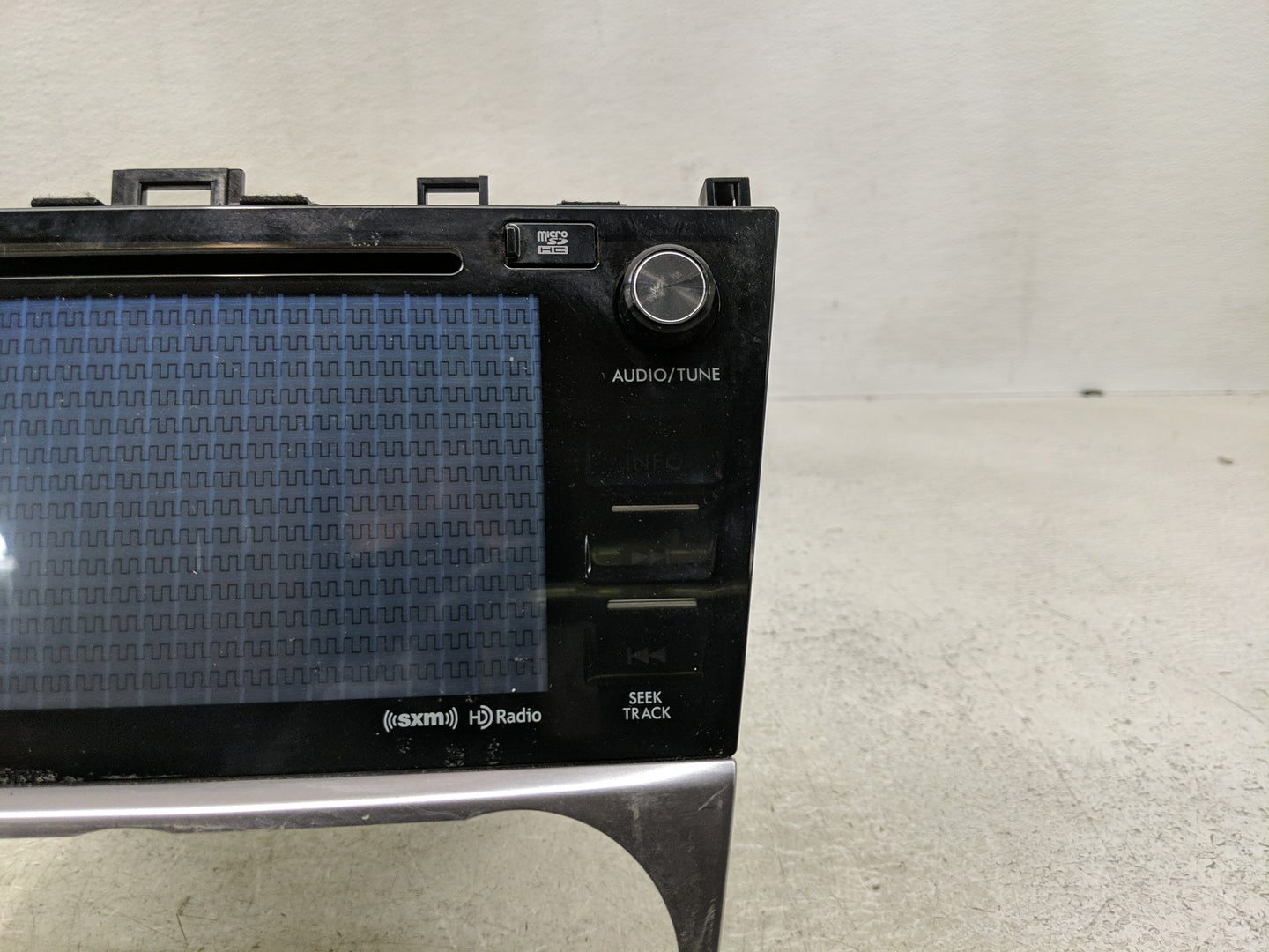 2016 Subaru Impreza Radio AM FM Cd Player Receiver Replacement P/N:86271FJ650 Fits OEM Used Auto Parts - Oemusedautoparts1.c