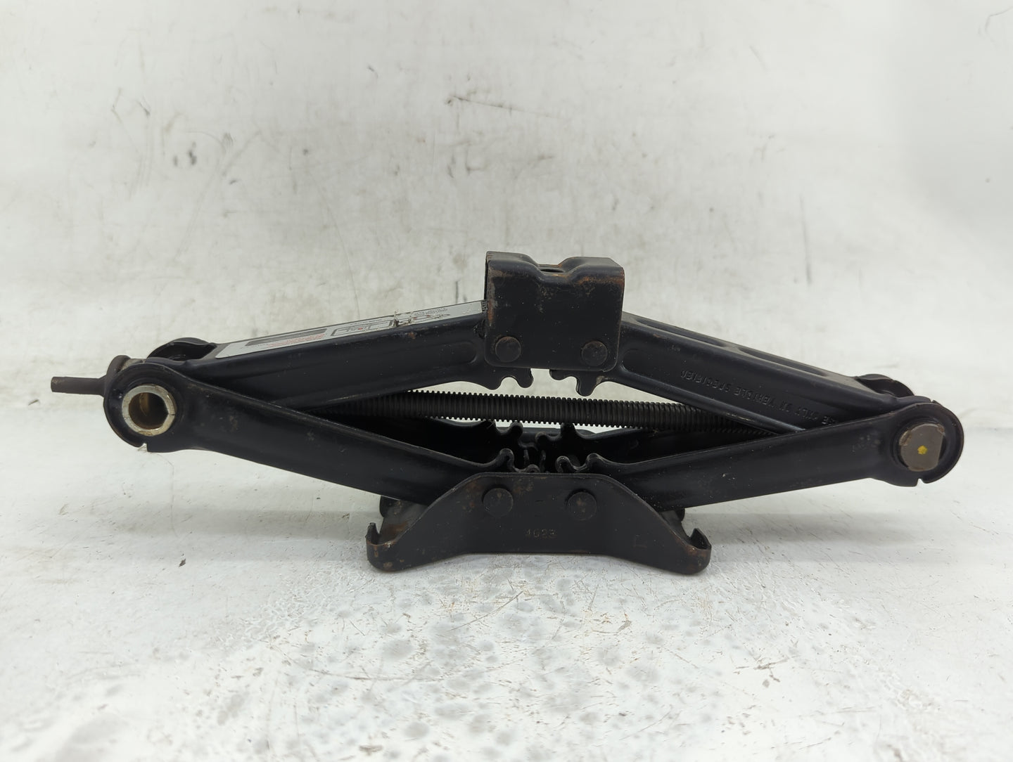 2016 Subaru Impreza Spare Scissor Car Jack - Oemusedautoparts1.com
