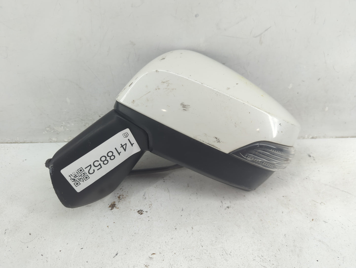 2016 Subaru Impreza Driver Side View Mirror - Left Door Mirror OEM Used - Oemusedautoparts1.com