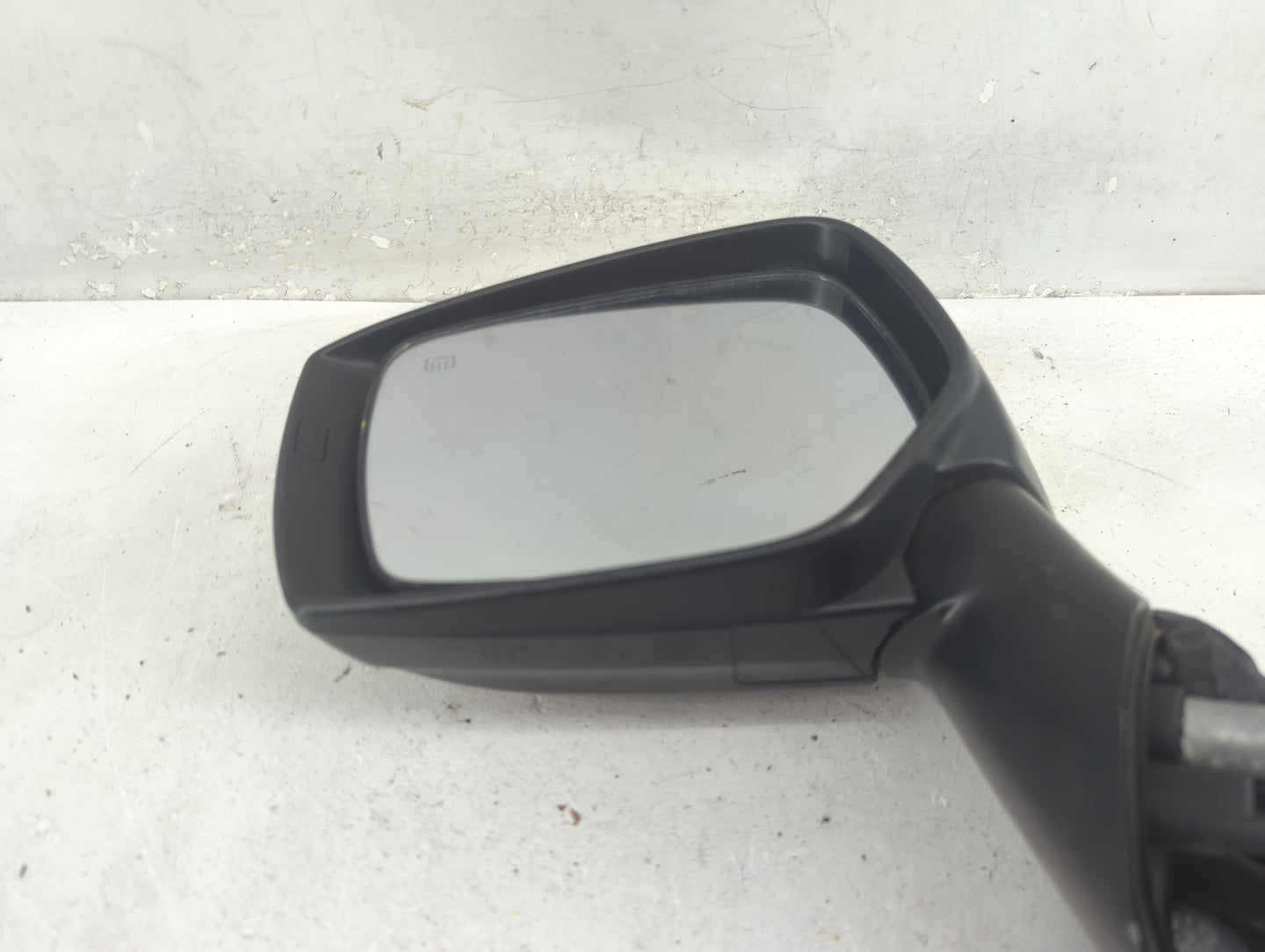 2016 Subaru Impreza Driver Side View Mirror - Left Door Mirror OEM Used - Oemusedautoparts1.com