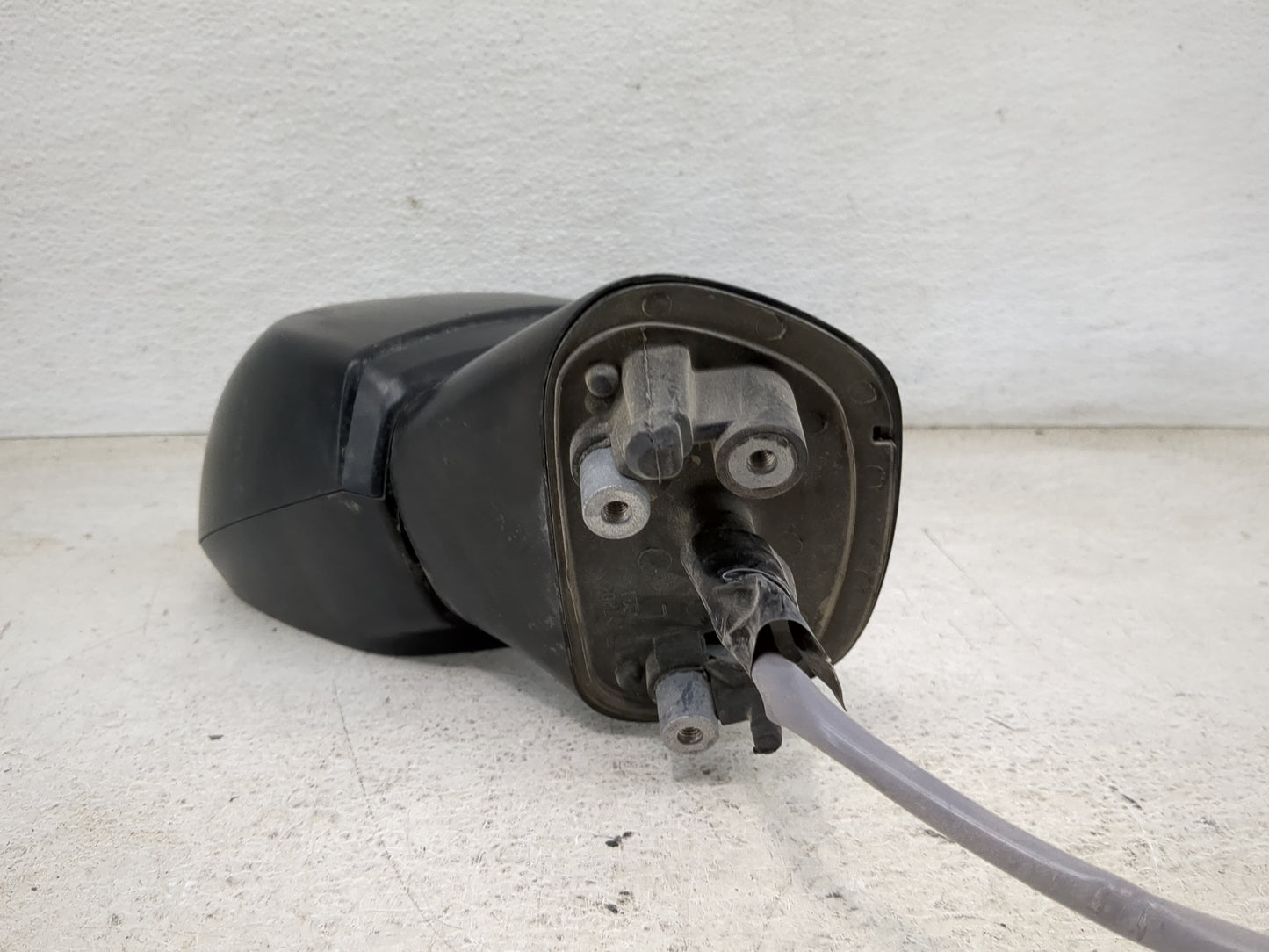 2016 Subaru Impreza Driver Side View Mirror - Left Door Mirror OEM Used - Oemusedautoparts1.com