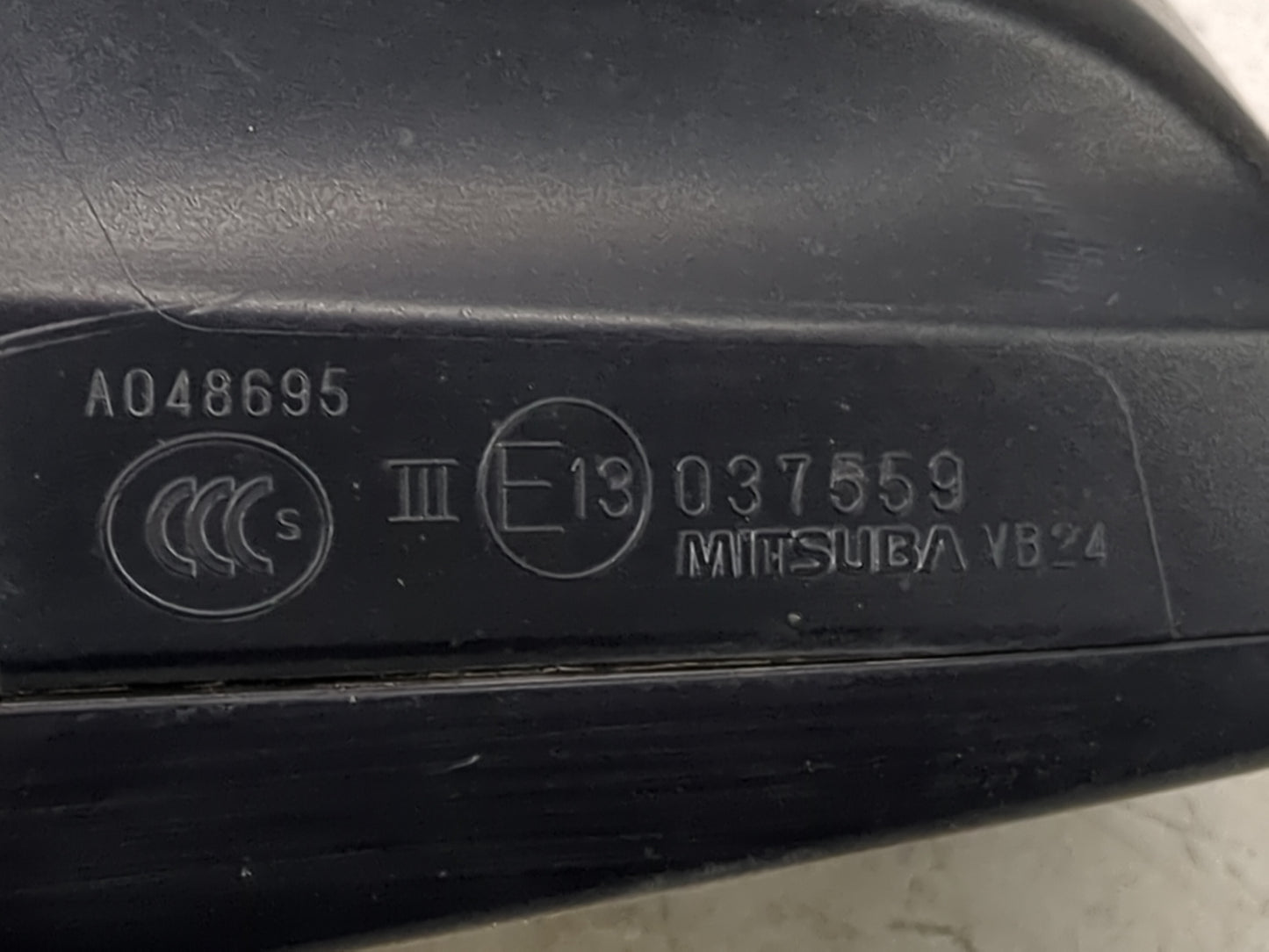2016 Subaru Impreza Driver Side View Mirror - Left Door Mirror OEM Used - Oemusedautoparts1.com
