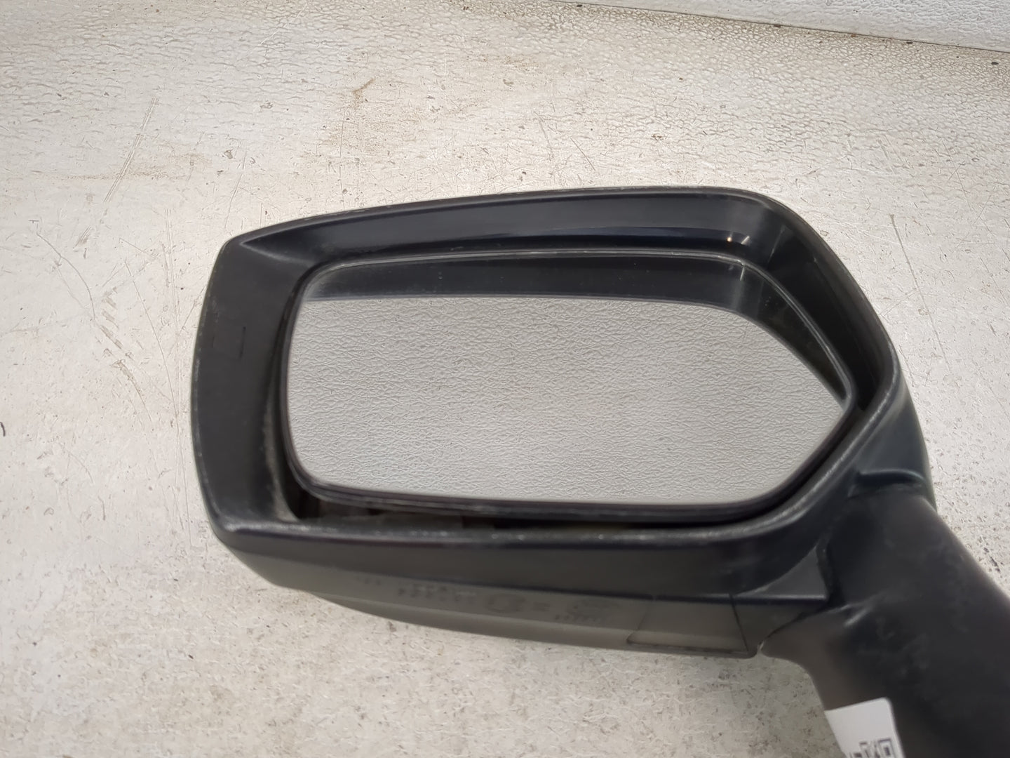 2016 Subaru Impreza Driver Side View Mirror - Left Door Mirror OEM Used - Oemusedautoparts1.com
