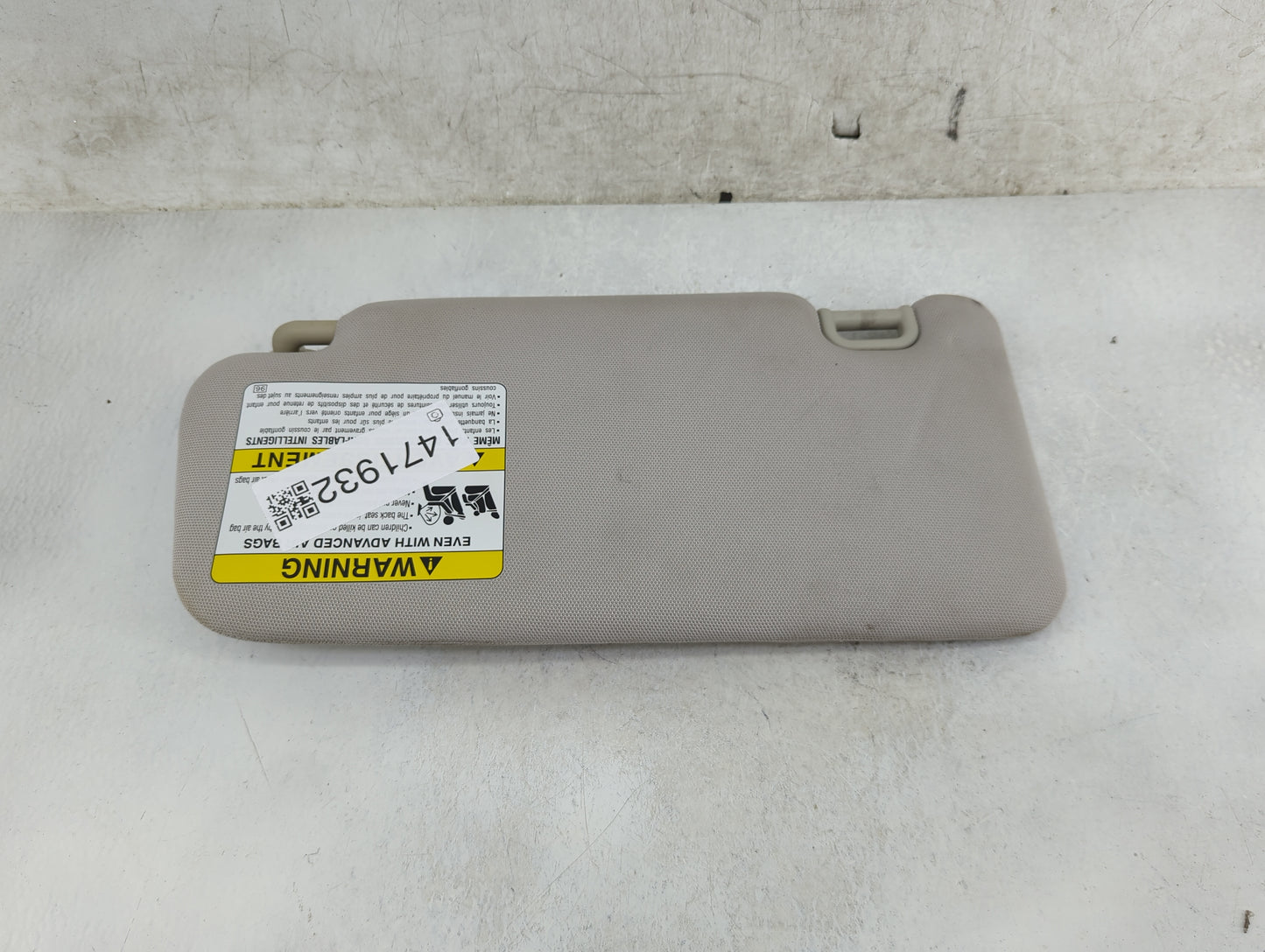 2015-2016 Subaru Impreza Sun Visor Shade Replacement Passenger Right Mirror Fits Fits 2015 2016 OEM Used Auto Parts - Oemuse