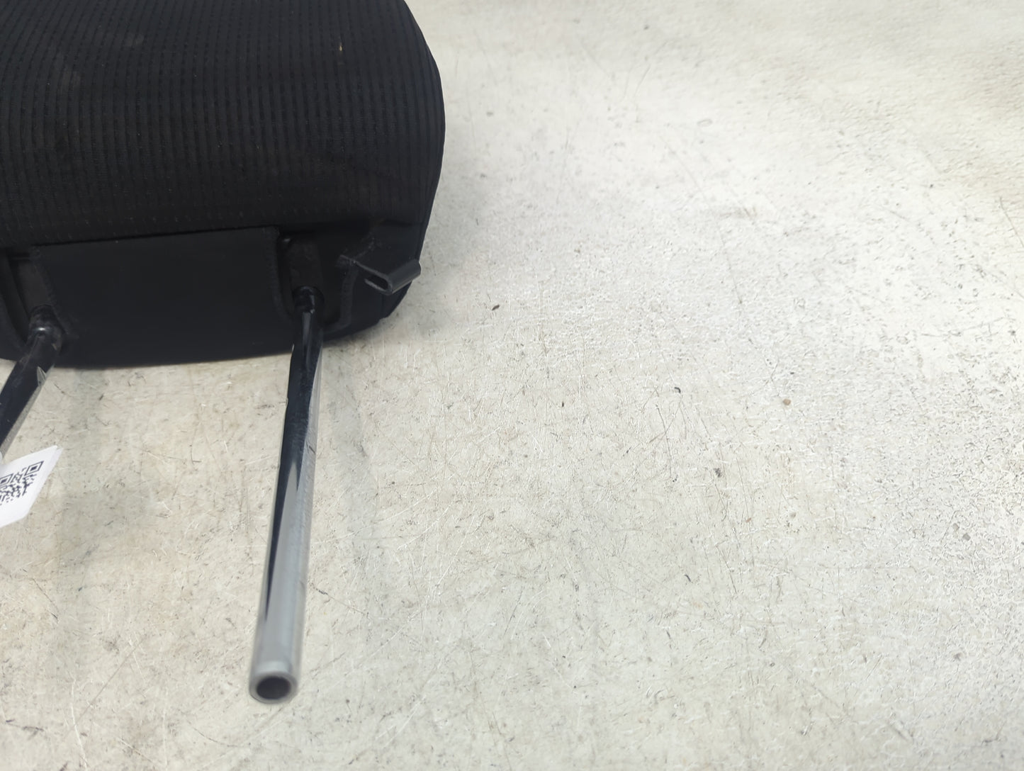 2016 Subaru Impreza Headrest Head Rest Front Driver Seat Black 1472395 - Oemusedautoparts1.com