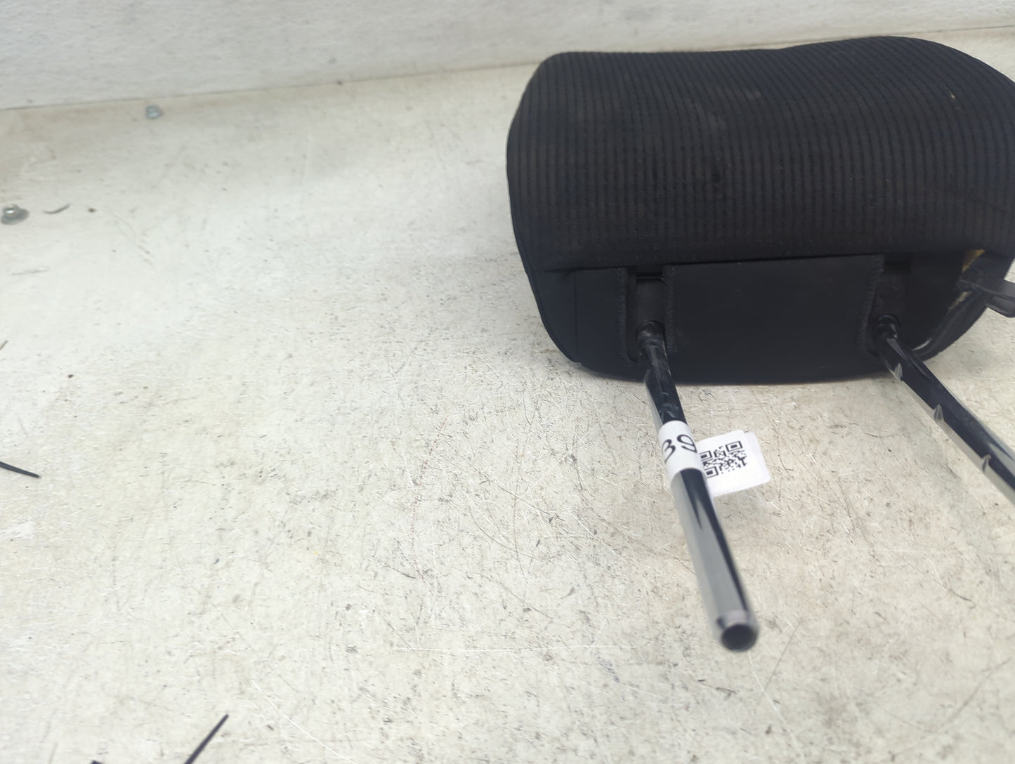2016 Subaru Impreza Headrest Head Rest Front Driver Seat Black 1472395 - Oemusedautoparts1.com