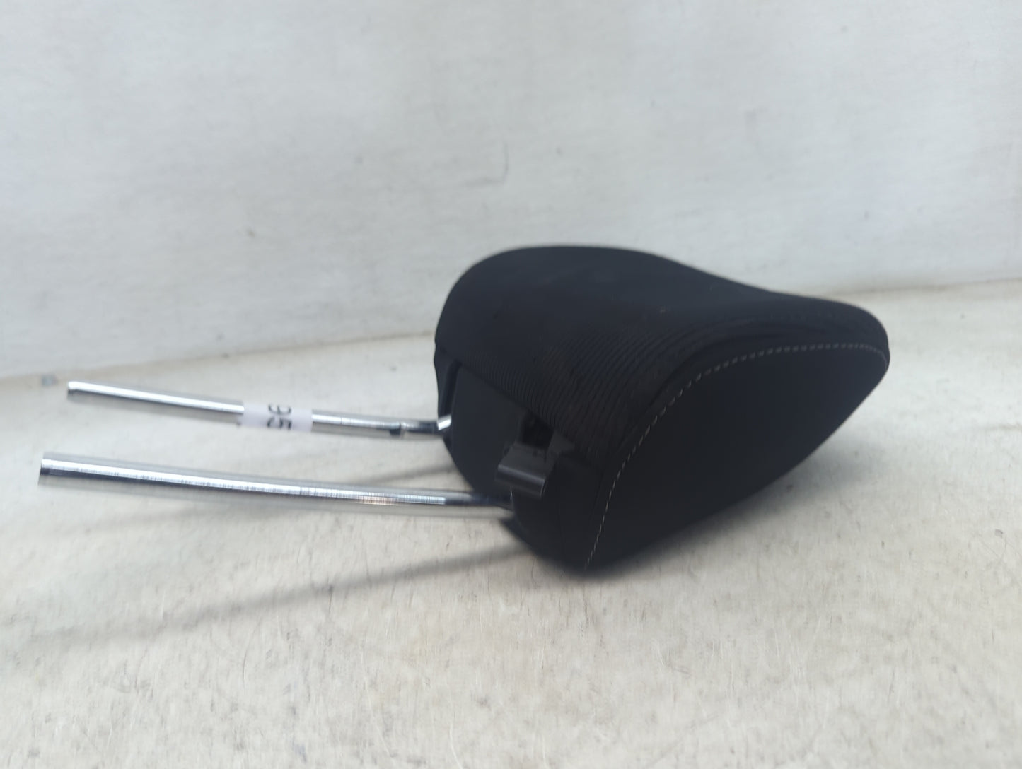 2016 Subaru Impreza Headrest Head Rest Front Driver Seat Black 1472395 - Oemusedautoparts1.com