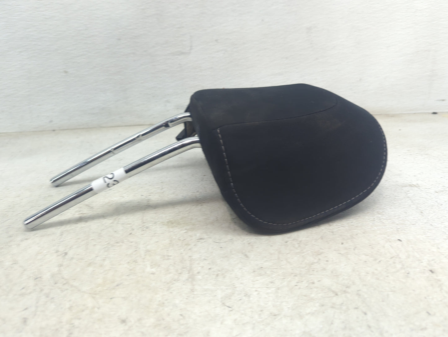 2016 Subaru Impreza Headrest Head Rest Front Driver Seat Black 1472395 - Oemusedautoparts1.com