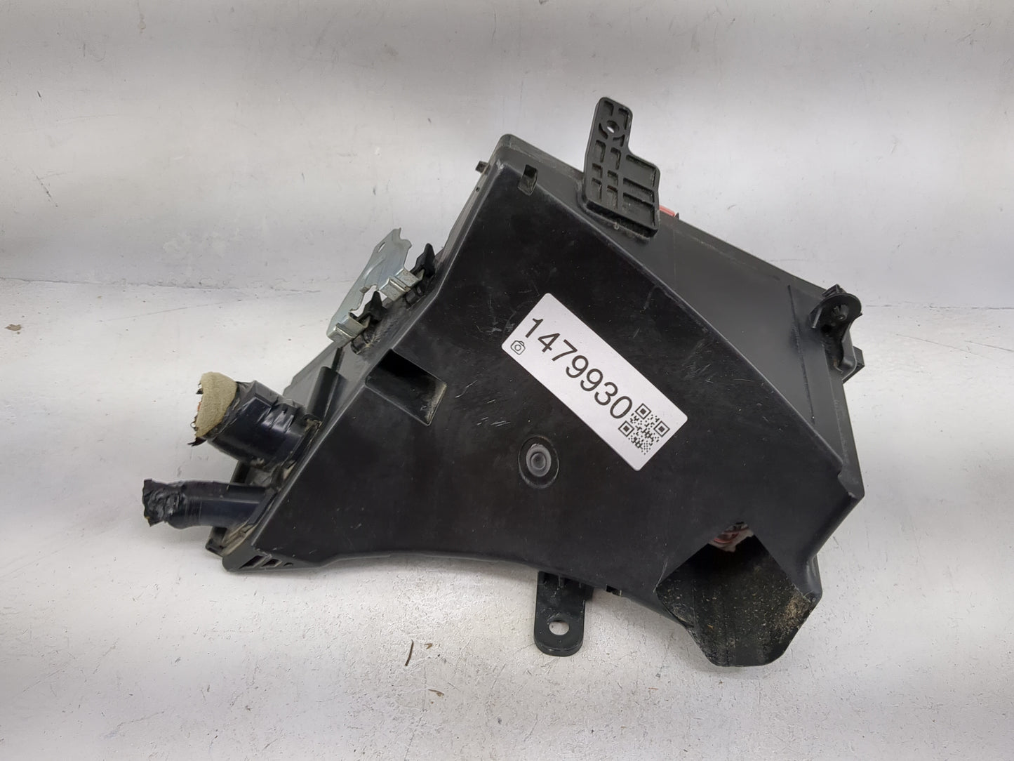 2016 Subaru Impreza Fusebox Fuse Box Panel Relay Module P/N:MB502000B Fits OEM Used Auto Parts - Oemusedautoparts1.com