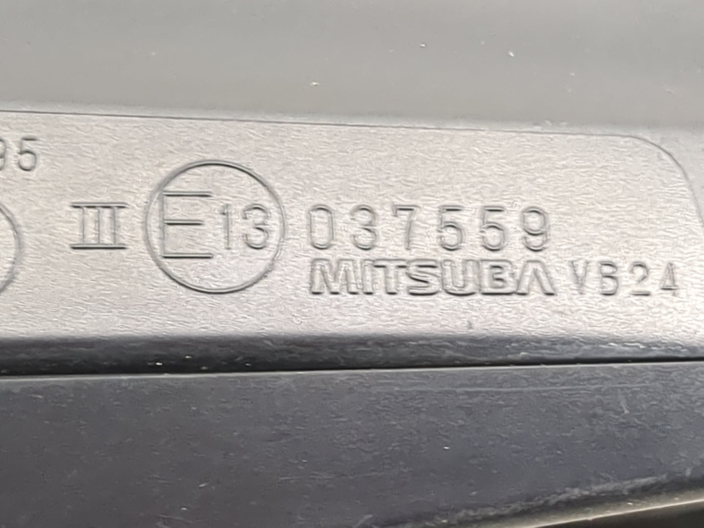 2016 Subaru Impreza Driver Side View Mirror - Left Door Mirror OEM Used - Oemusedautoparts1.com