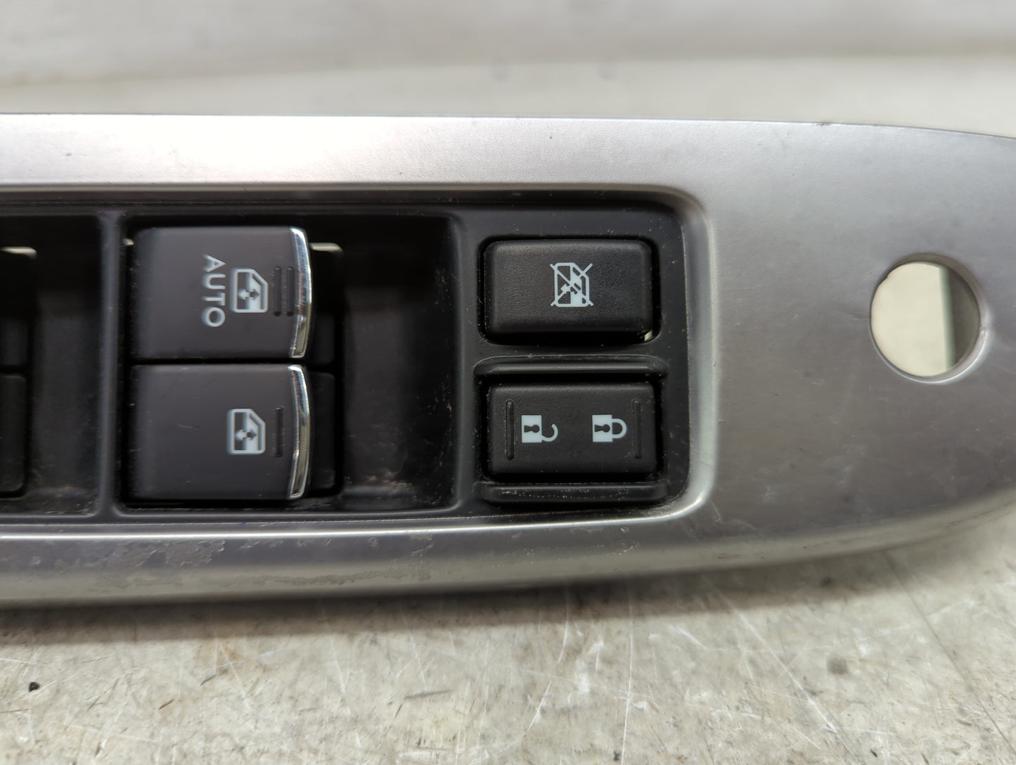 2015-2016 Subaru Impreza Master Power Window Switch Replacement Driver Side Left P/N:83071FJ110 Fits Fits 2015 2016 OEM Used