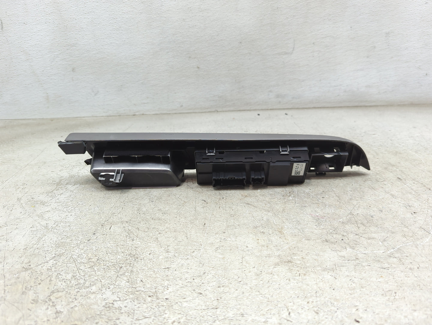 2015-2016 Subaru Impreza Master Power Window Switch Replacement Driver Side Left P/N:83071FJ110 Fits Fits 2015 2016 OEM Used