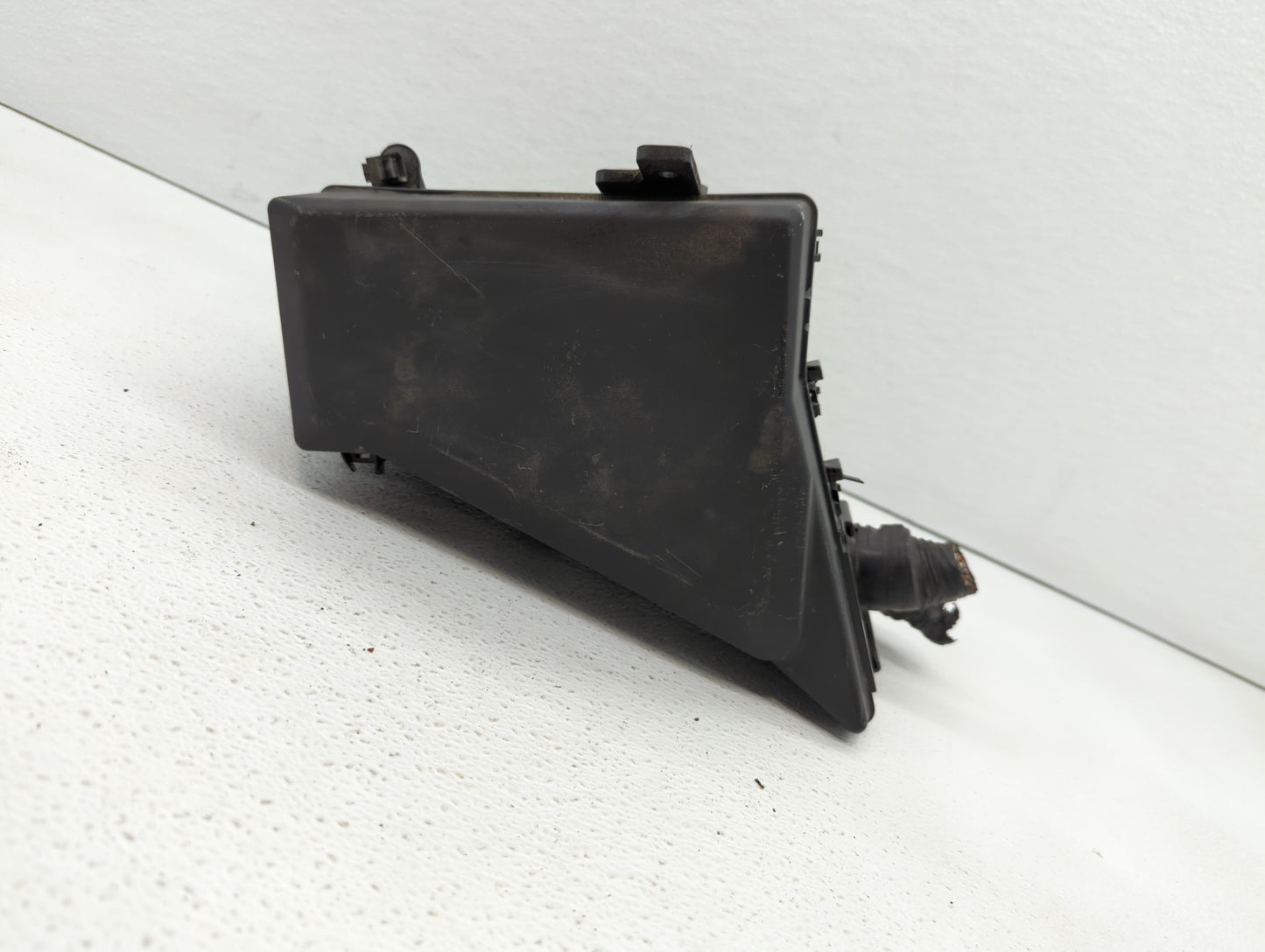 2016 Subaru Impreza Fusebox Fuse Box Panel Relay Module P/N:MB503608B 9241FJ080 Fits OEM Used Auto Parts - Oemusedautoparts1