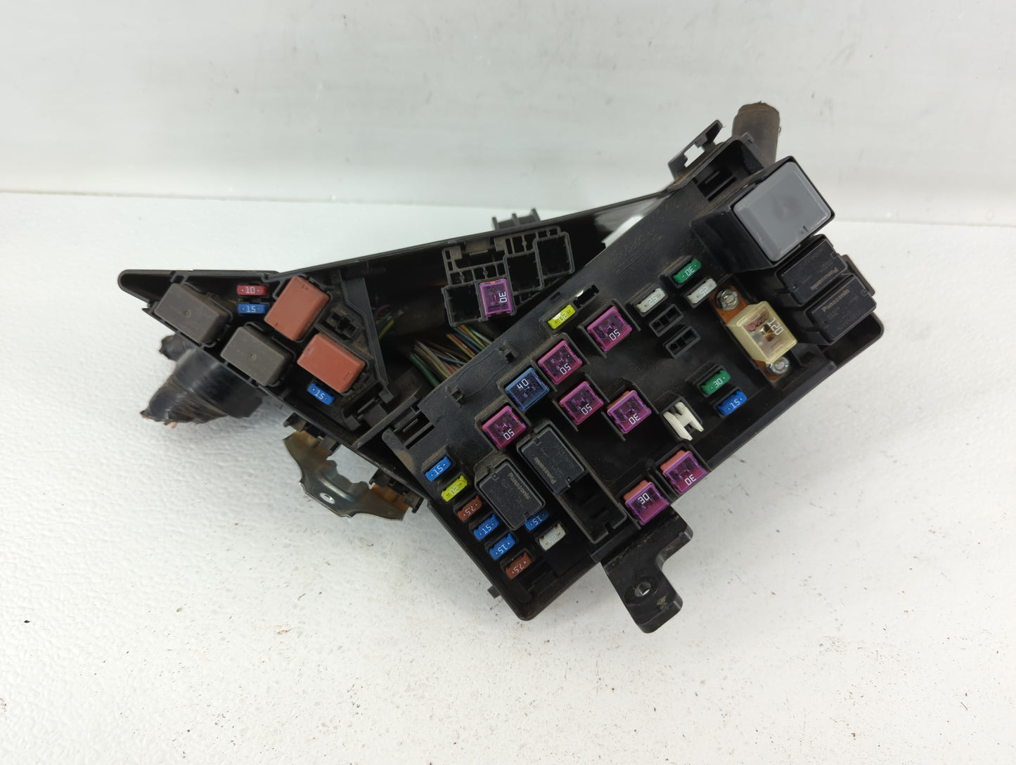 2016 Subaru Impreza Fusebox Fuse Box Panel Relay Module P/N:9241FJ081 MB503608B, 9241FJ080 Fits OEM Used Auto Parts - Oemuse