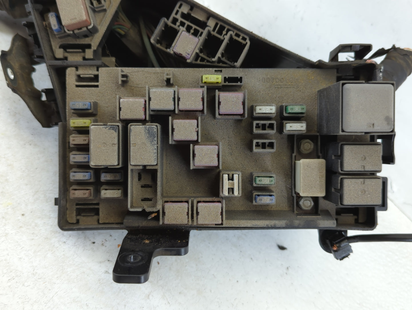 2016 Subaru Impreza Fusebox Fuse Box Panel Relay Module P/N:MB100200B Fits OEM Used Auto Parts - Oemusedautoparts1.com