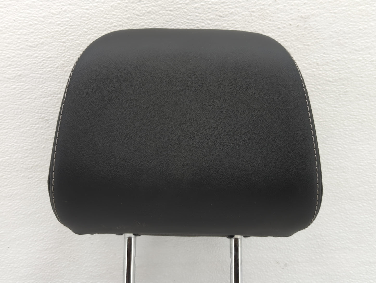 Subaru Impreza Headrest Head Rest Front Driver Passenger Seat Black - Oemusedautoparts1.com