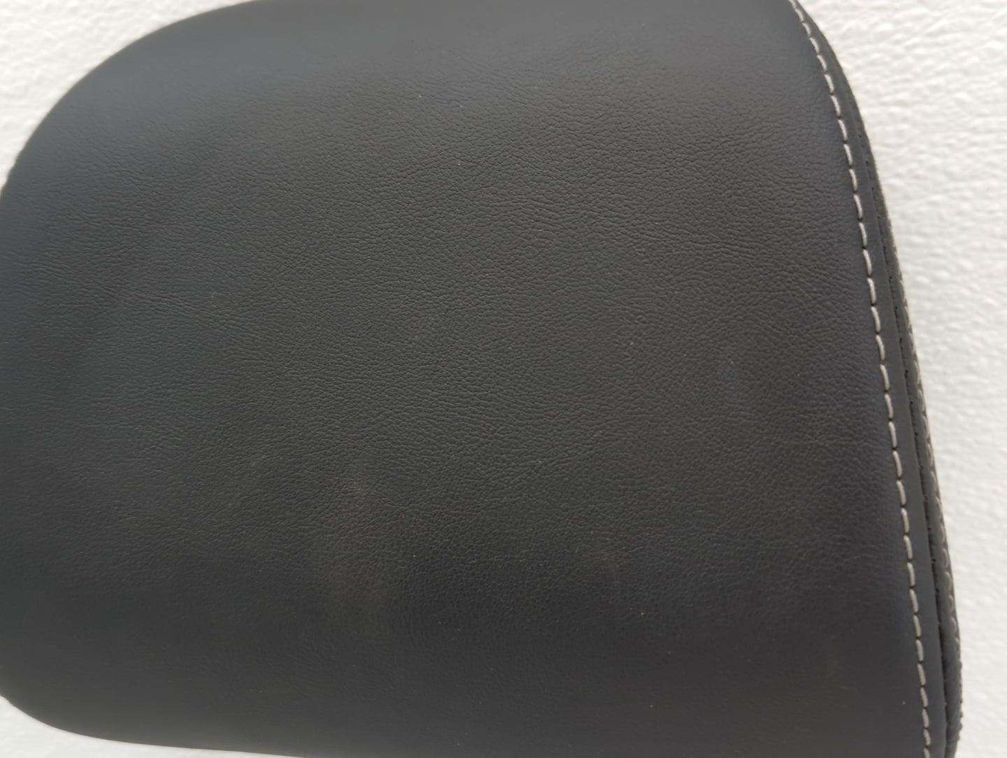 Subaru Impreza Headrest Head Rest Front Driver Passenger Seat Black - Oemusedautoparts1.com