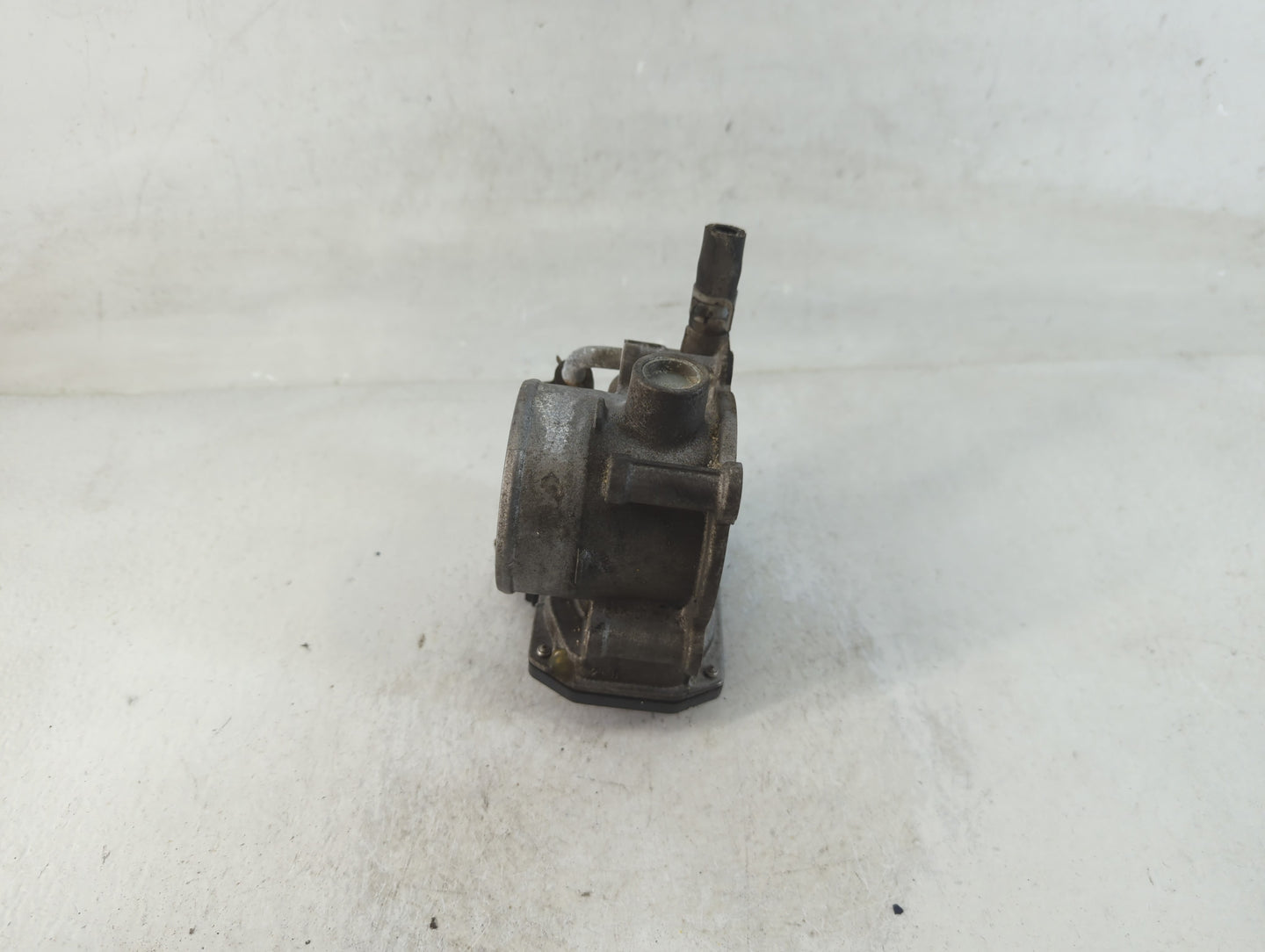 2012-2016 Subaru Impreza Throttle Body P/N:16112AA380 Fits Fits 2011 2012 2013 2014 2015 2016 2017 2018 OEM Used Auto Parts 