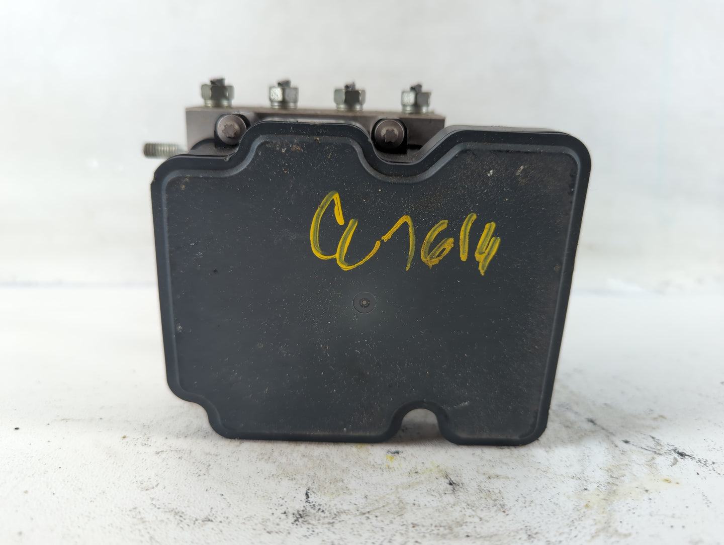 2015-2016 Subaru Impreza ABS Pump Control Module Replacement P/N:269 53 27536F J220 Fits Fits 2015 2016 OEM Used Auto Parts 
