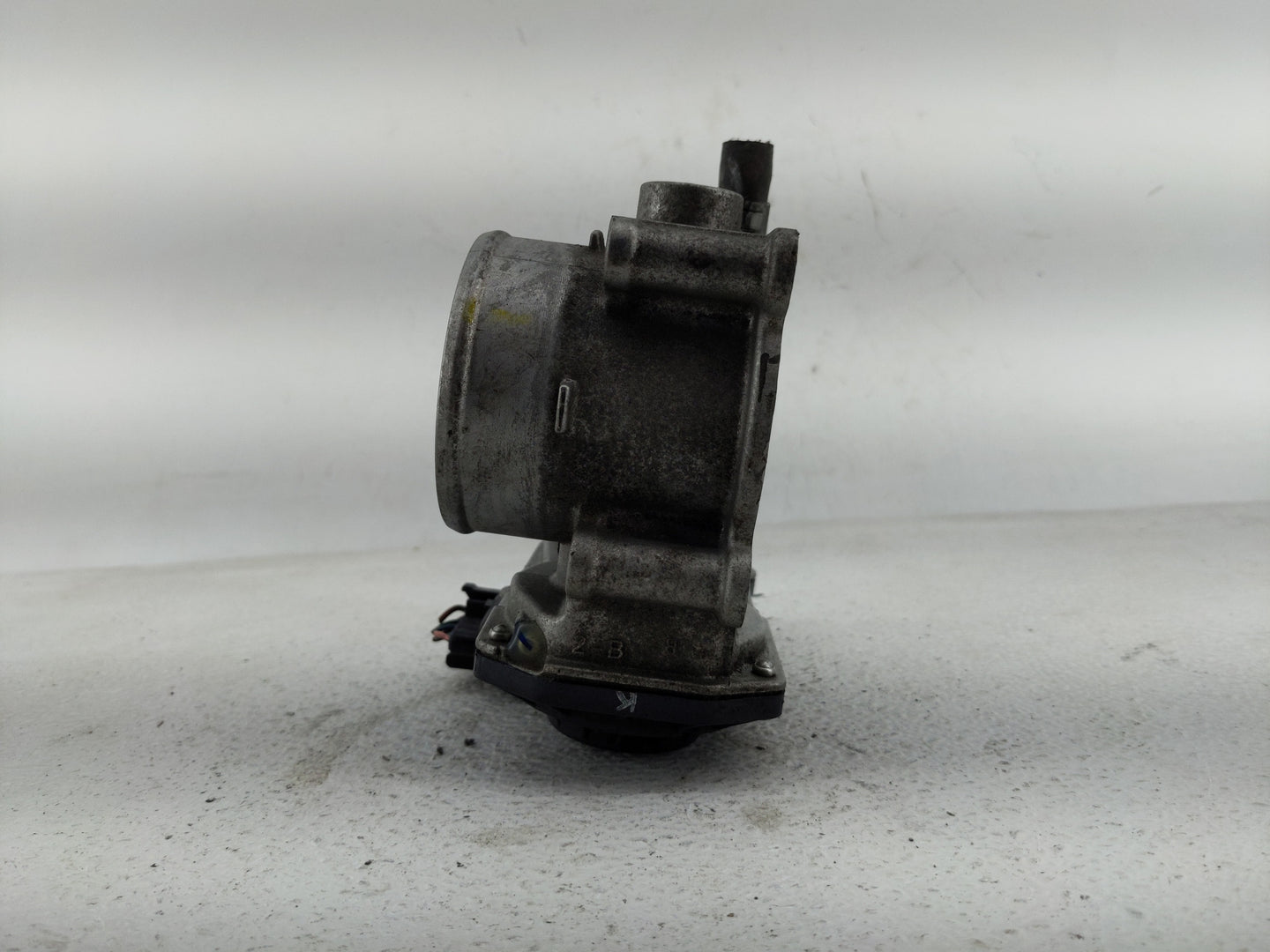2013-2019 Subaru Legacy Throttle Body P/N:16112AA38A Fits Fits 2013 2014 2015 2016 2017 2018 2019 OEM Used Auto Parts - Oemu