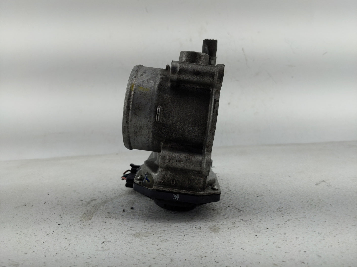 2013-2019 Subaru Legacy Throttle Body P/N:16112AA38A Fits Fits 2013 2014 2015 2016 2017 2018 2019 OEM Used Auto Parts - Oemu