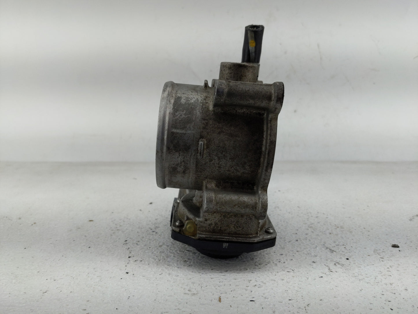 2013-2019 Subaru Legacy Throttle Body P/N:16112AA38A Fits Fits 2013 2014 2015 2016 2017 2018 2019 OEM Used Auto Parts - Oemu