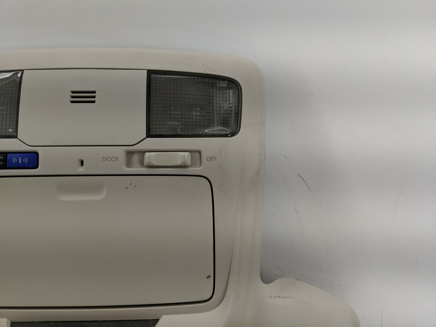 2016 Subaru Legacy Overhead Roof Console - Oemusedautoparts1.com