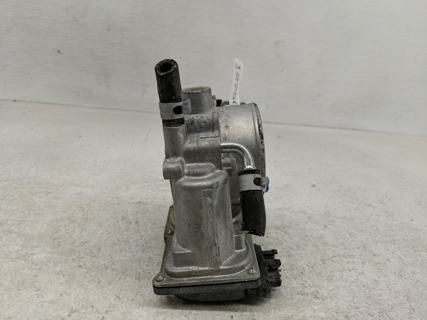 2010-2019 Subaru Legacy Throttle Body P/N:16112AA320 Fits Fits 2010 2011 2012 2013 2014 2015 2016 2017 2018 2019 OEM Used Au