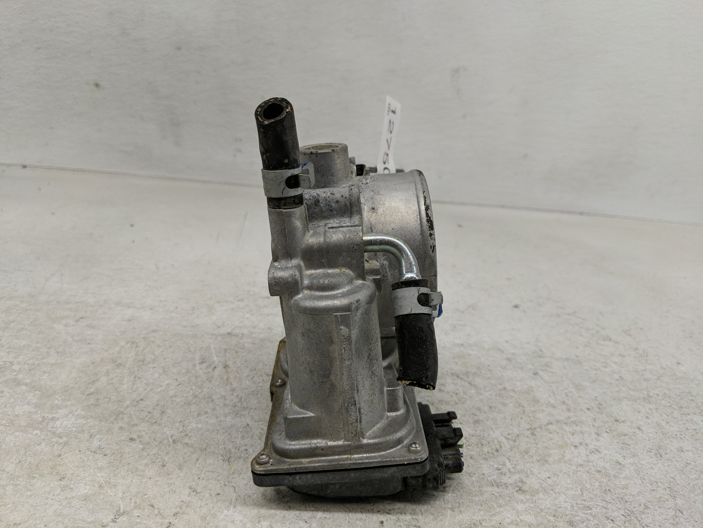 2010-2019 Subaru Legacy Throttle Body P/N:16112AA320 Fits Fits 2010 2011 2012 2013 2014 2015 2016 2017 2018 2019 OEM Used Au