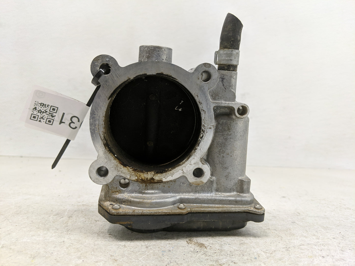 2010-2019 Subaru Legacy Throttle Body P/N:16112AA320 Fits Fits 2010 2011 2012 2013 2014 2015 2016 2017 2018 2019 OEM Used Au