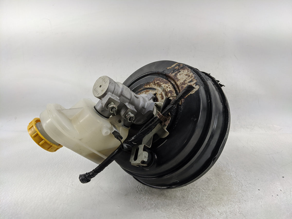 2015-2017 Subaru Legacy Power Brake Booster Oem 1376739 - Oemusedautoparts1.com