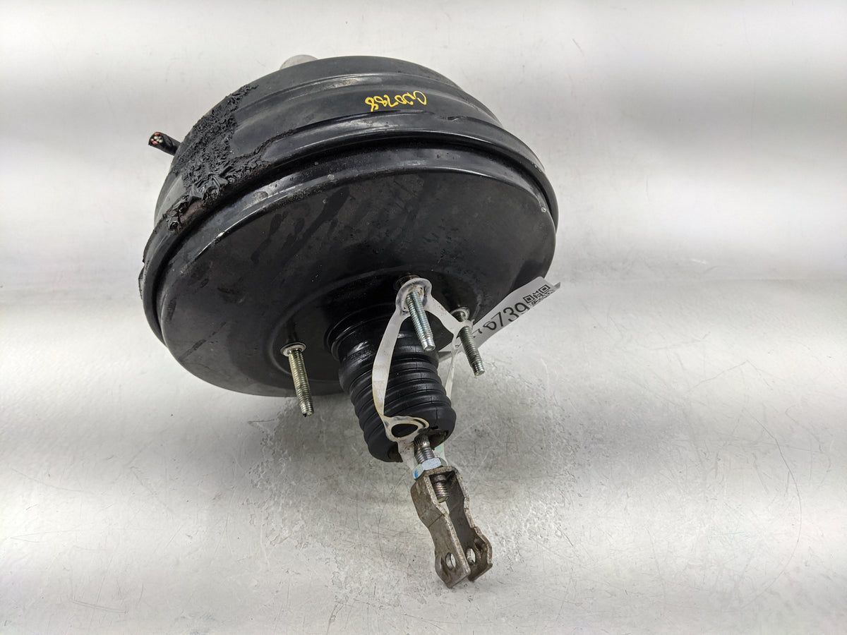 2015-2017 Subaru Legacy Power Brake Booster Oem 1376739 - Oemusedautoparts1.com