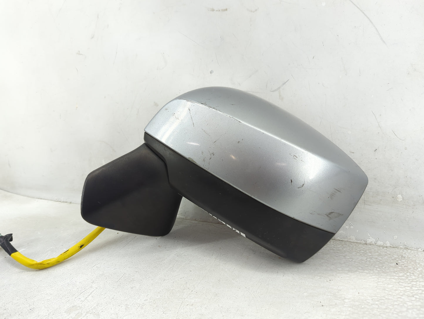 2015-2016 Subaru Legacy Driver Side View Mirror - Left Door Mirror OEM Used - Oemusedautoparts1.com