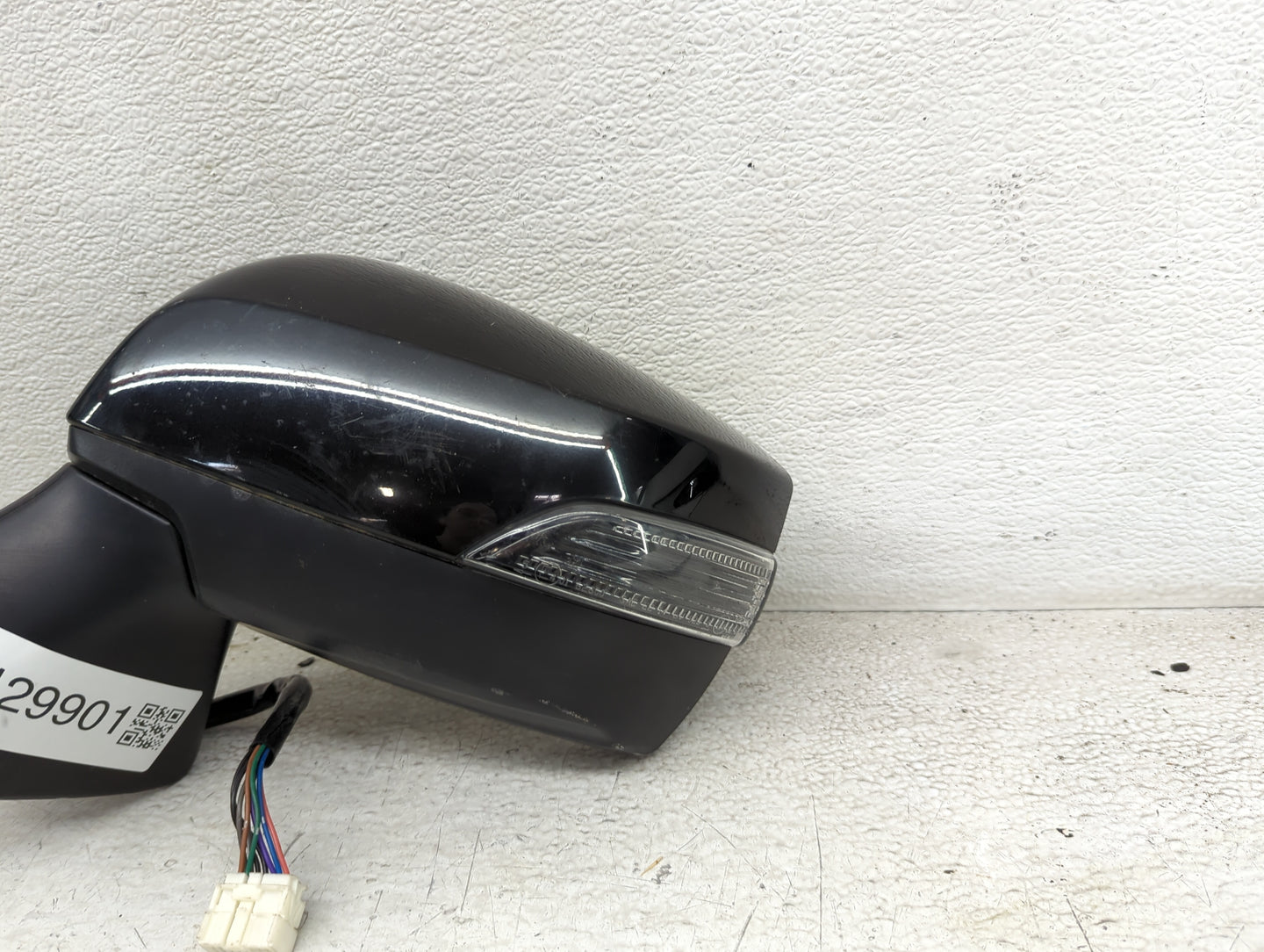 2015-2017 Subaru Legacy Driver Side View Mirror - Left Door Mirror OEM Used - Oemusedautoparts1.com