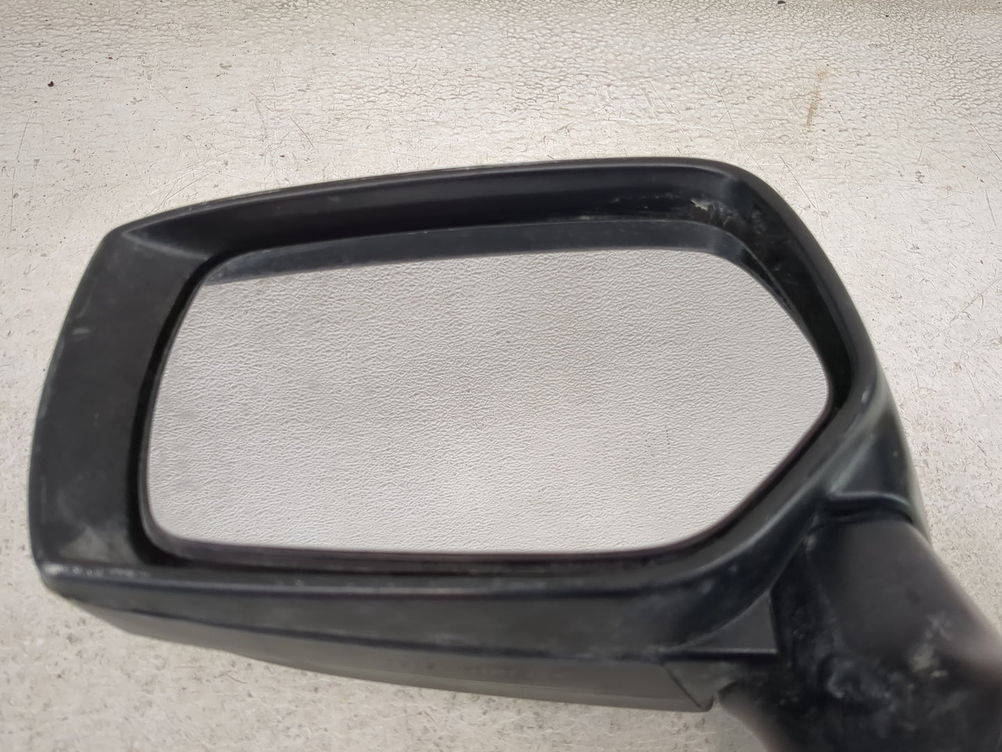 2015-2017 Subaru Legacy Driver Side View Mirror - Left Door Mirror OEM Used - Oemusedautoparts1.com