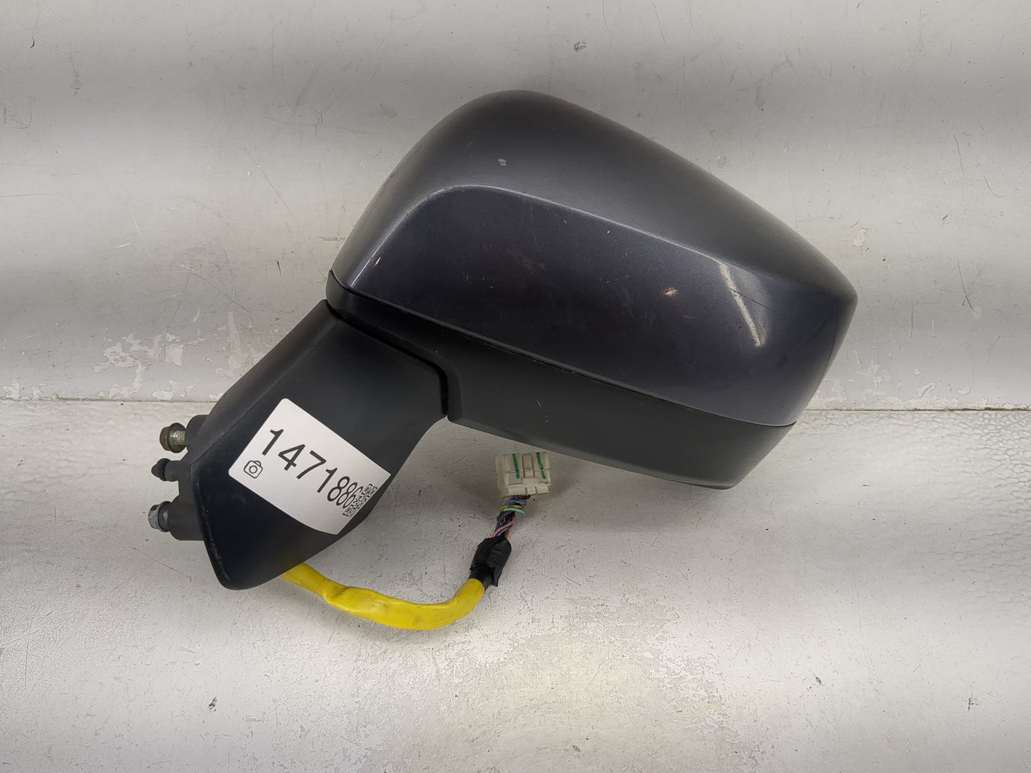 2016 Subaru Legacy Driver Side View Mirror - Left Door Mirror OEM Used - Oemusedautoparts1.com