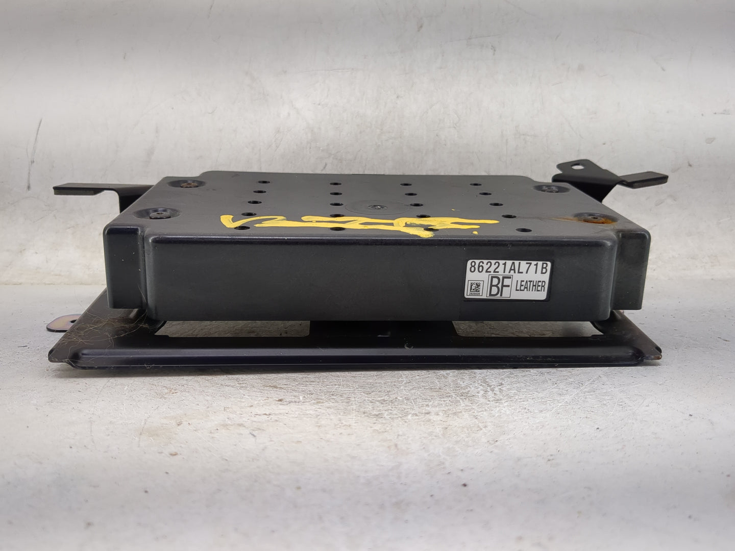 2015-2017 Subaru Legacy Radio Speaker Amplifier 86221al71b - Oemusedautoparts1.com