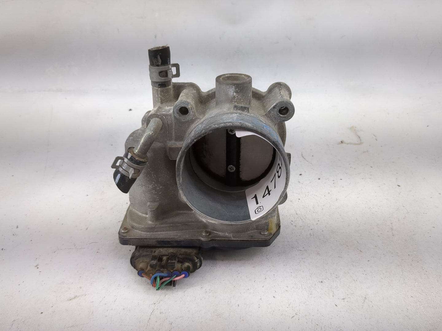 2013-2019 Subaru Legacy Throttle Body P/N:16112AA38A 2T101780 Fits Fits 2013 2014 2015 2016 2017 2018 2019 OEM Used Auto Par